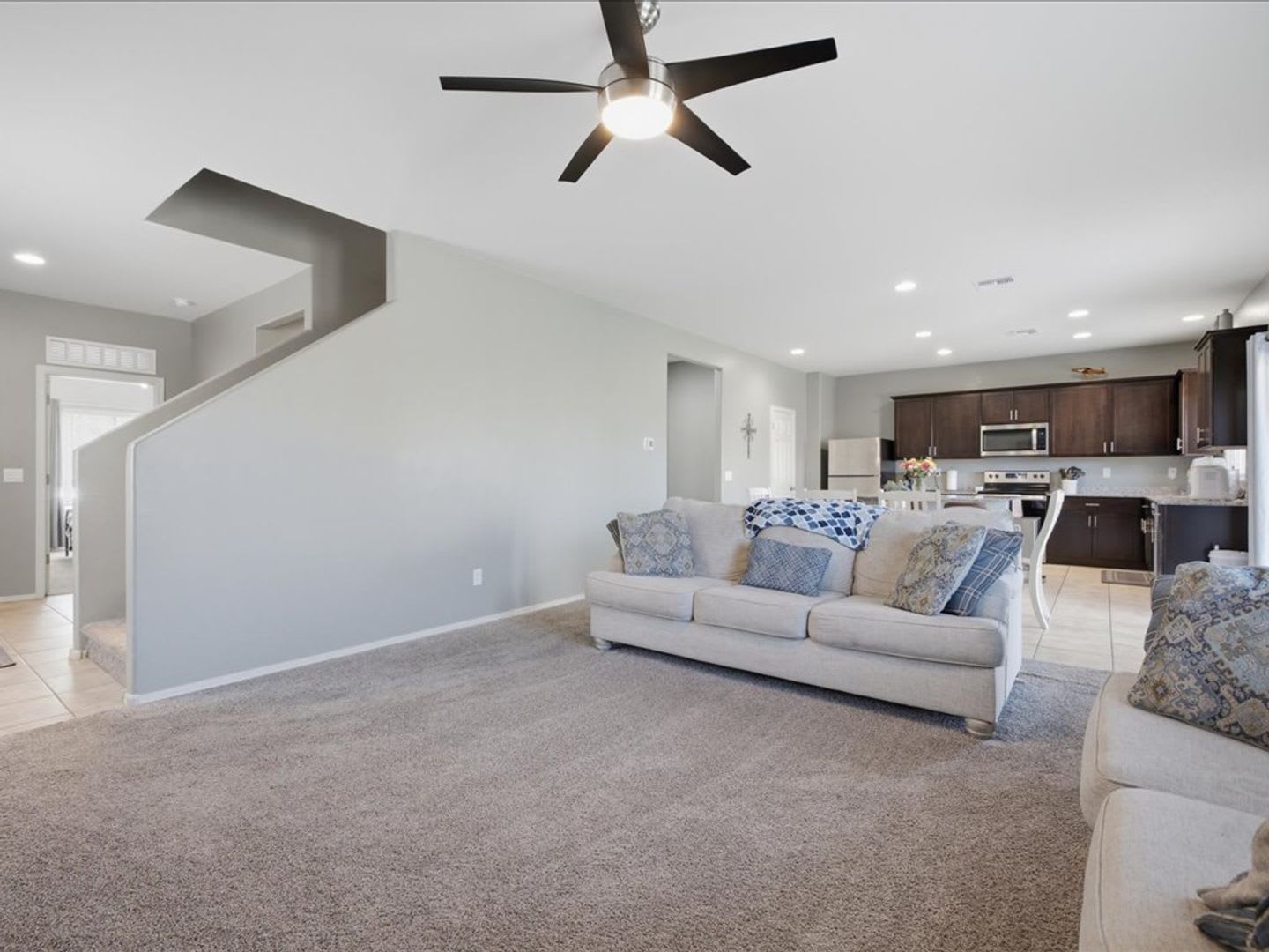 Spacious Two-Story 4-Bedroom Home with Community Amenities! – photo 5