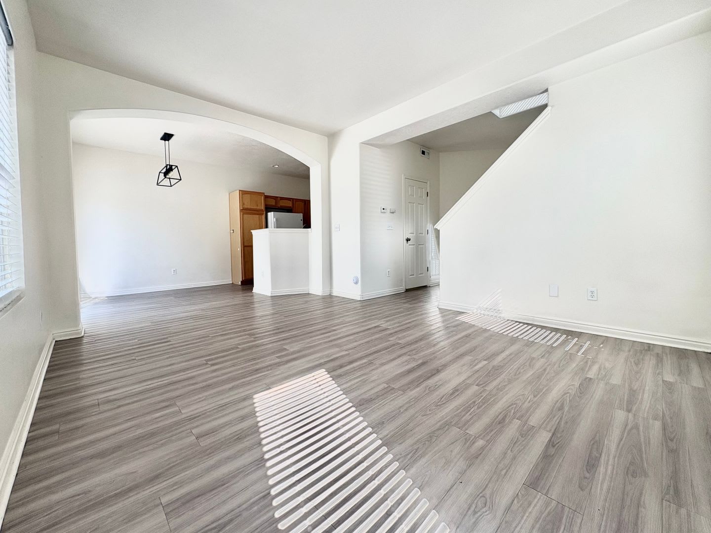 Spacious 3 Bed Townhome In West Valley City With Gated Yard Garage Pool – photo 4