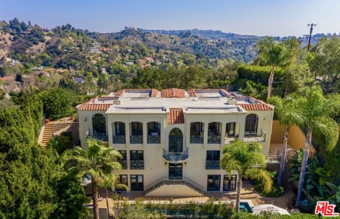 3110 Benedict Canyon Dr – photo 2