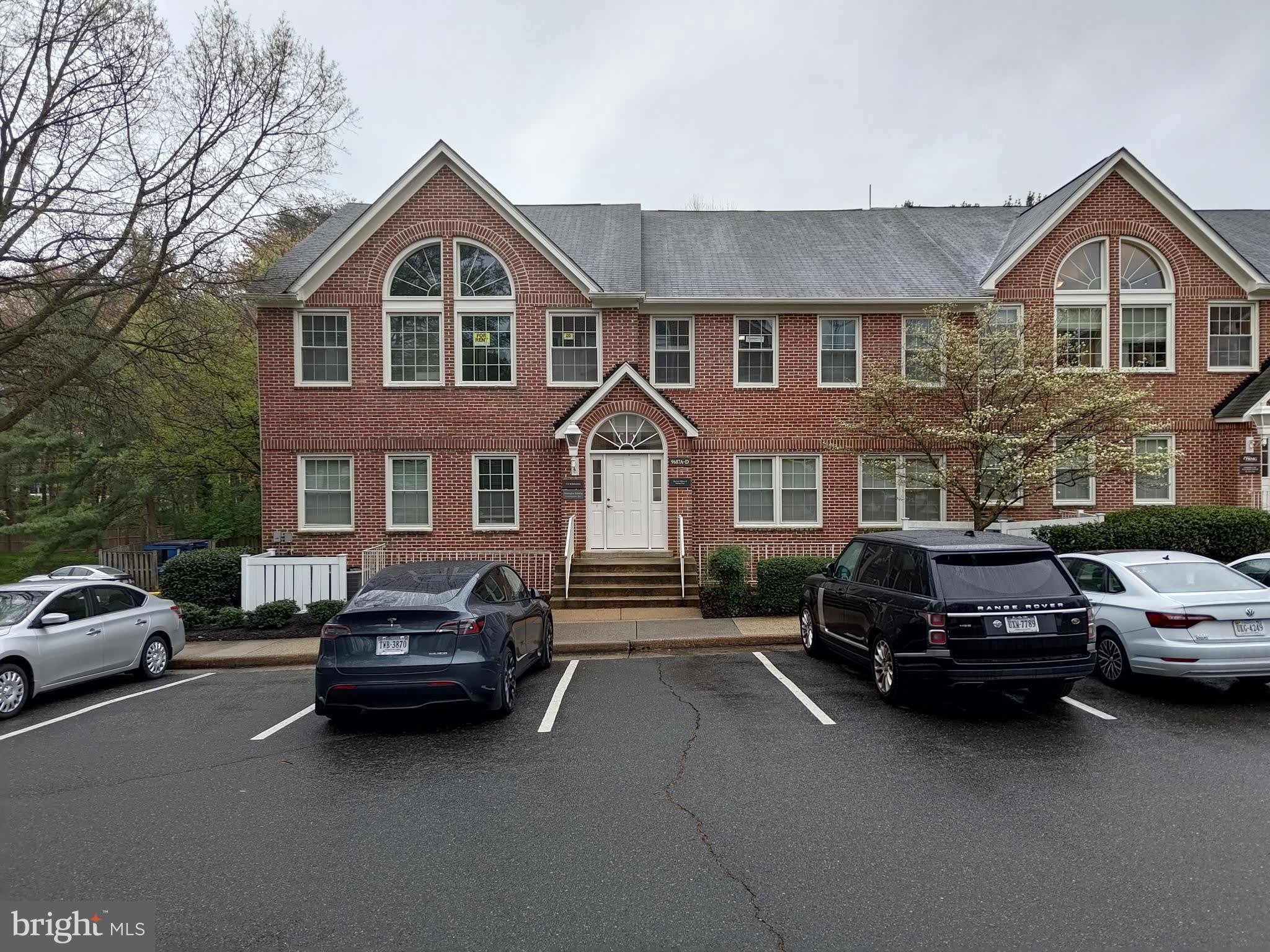 9687 MAIN Street – photo 2