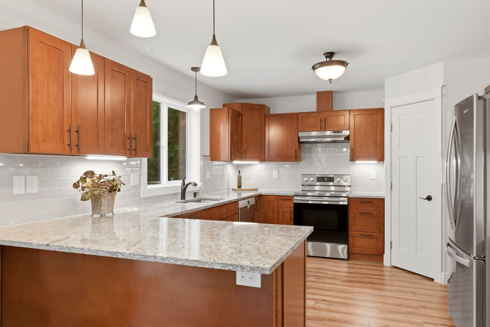 Rare Rental Opportunity! Bring Your Kayaks! – photo 3