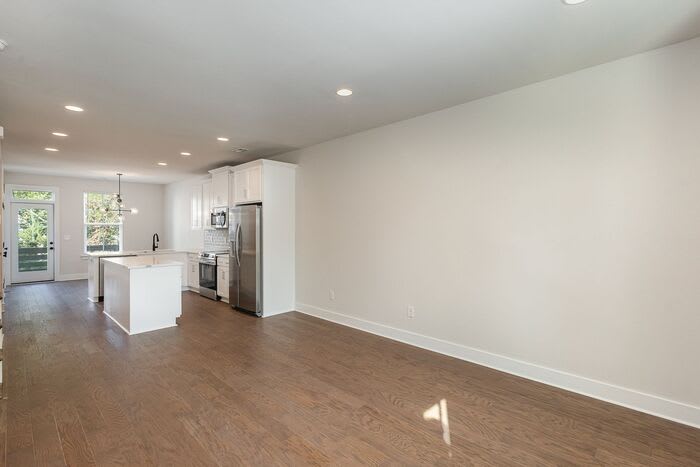 2319 Rozzelles Ferry Road – photo 5