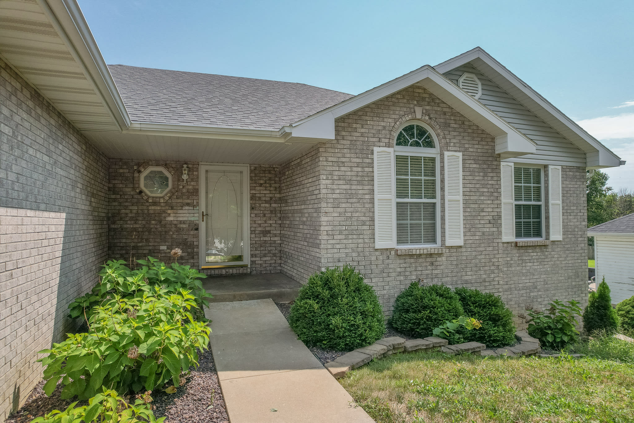3725 Oxford Road – photo 3