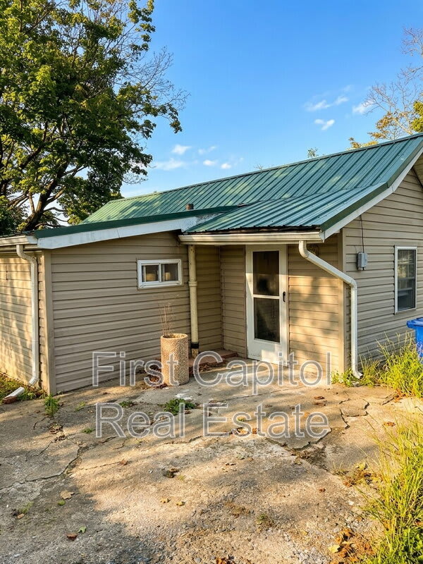 2629 Catherine Street – photo 5