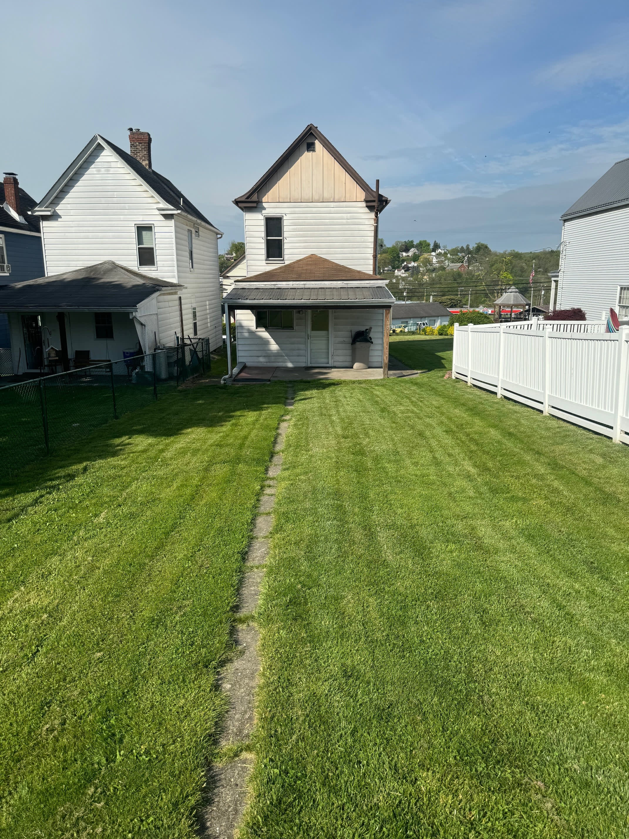 1260 Allison Ave – photo 3