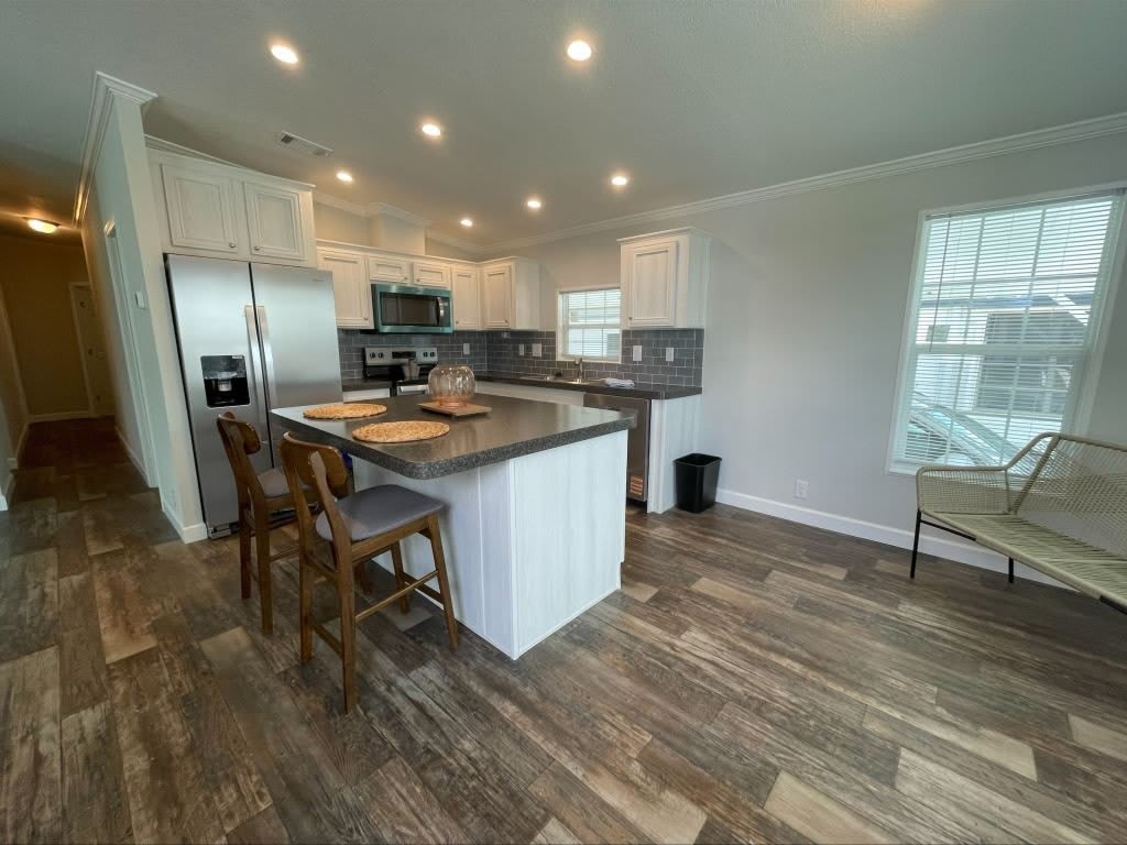2425 Harden Blvd – photo 4