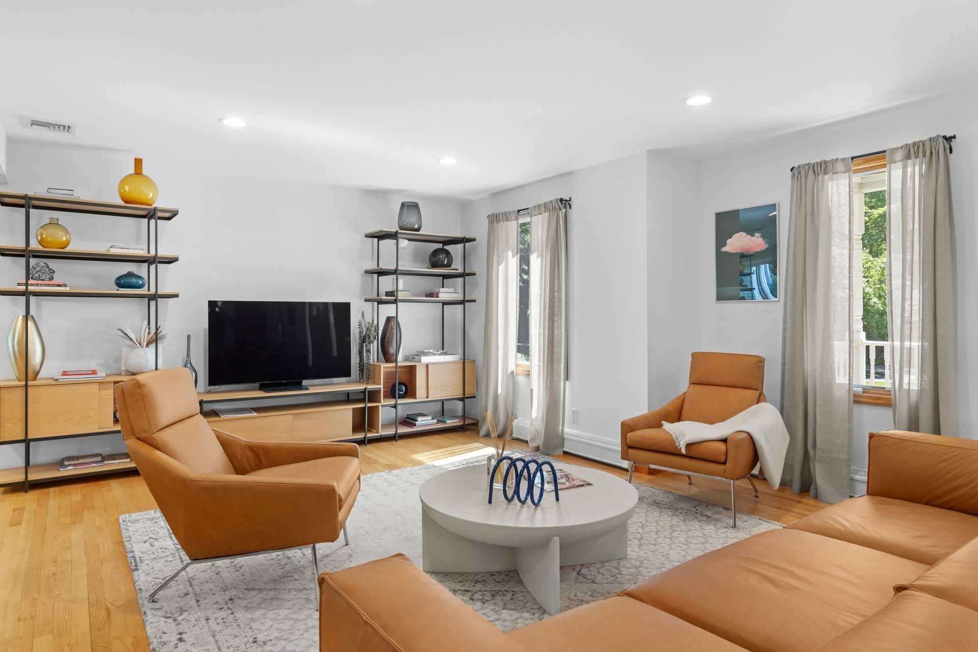 340 N Magee Street – photo 5