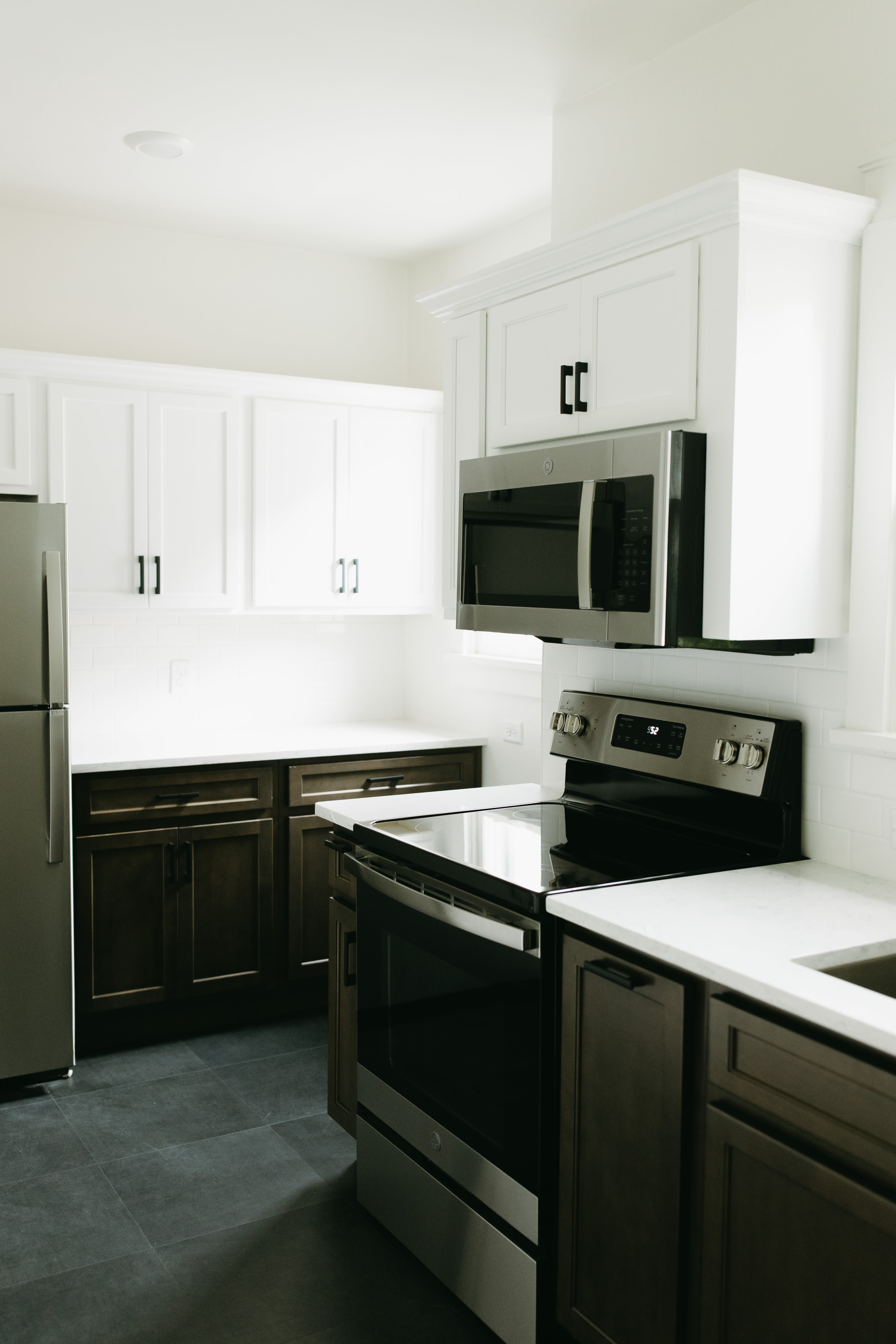 224 E 9th St – photo 3