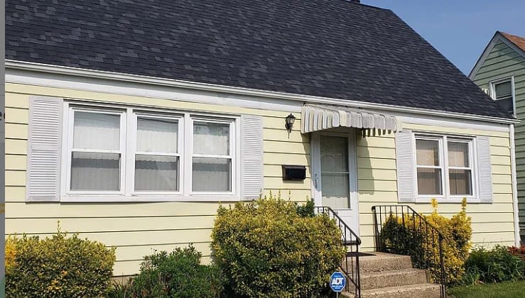 244 Frank Avenue – photo 1