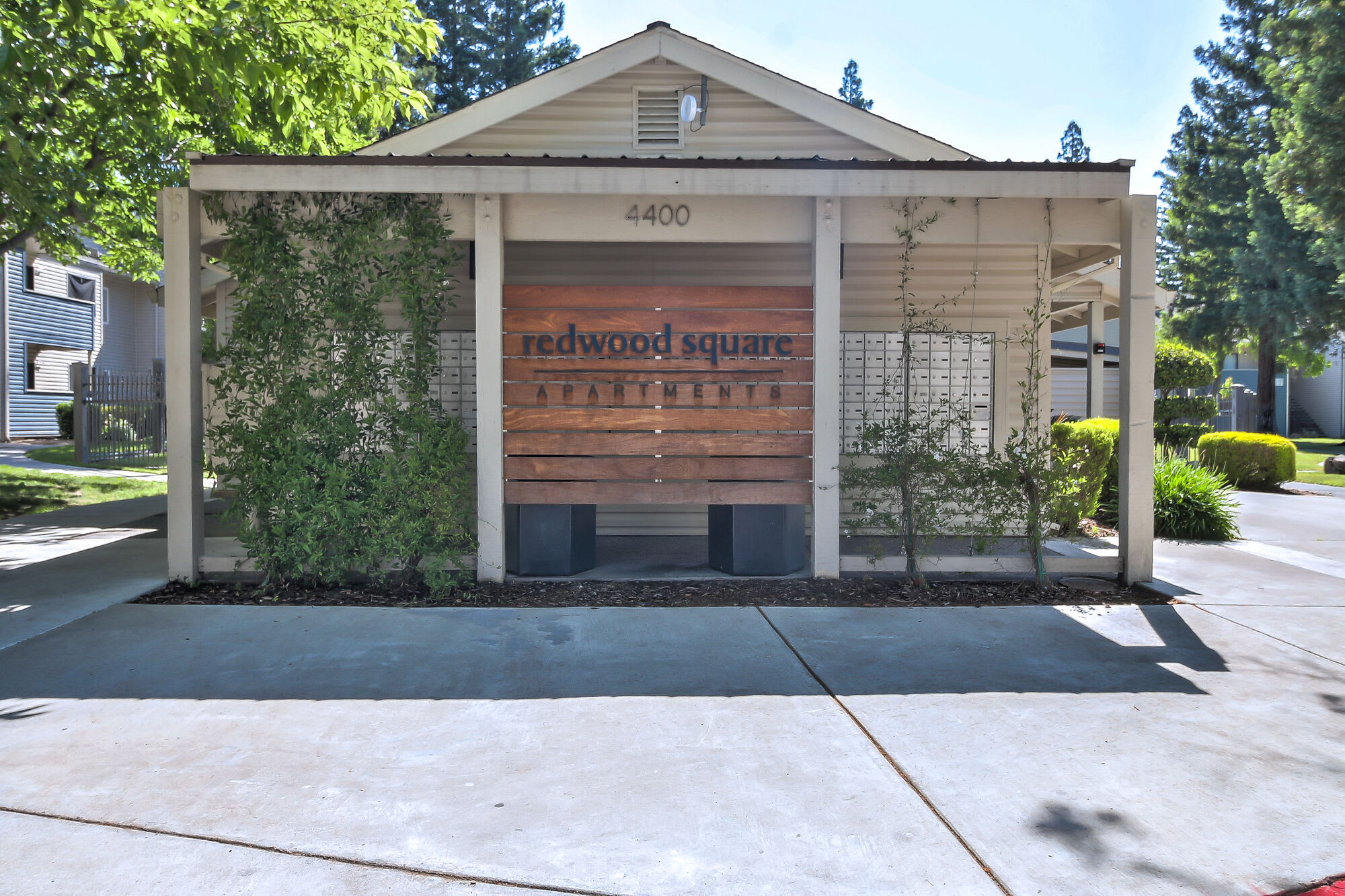 Redwood Square – photo 2