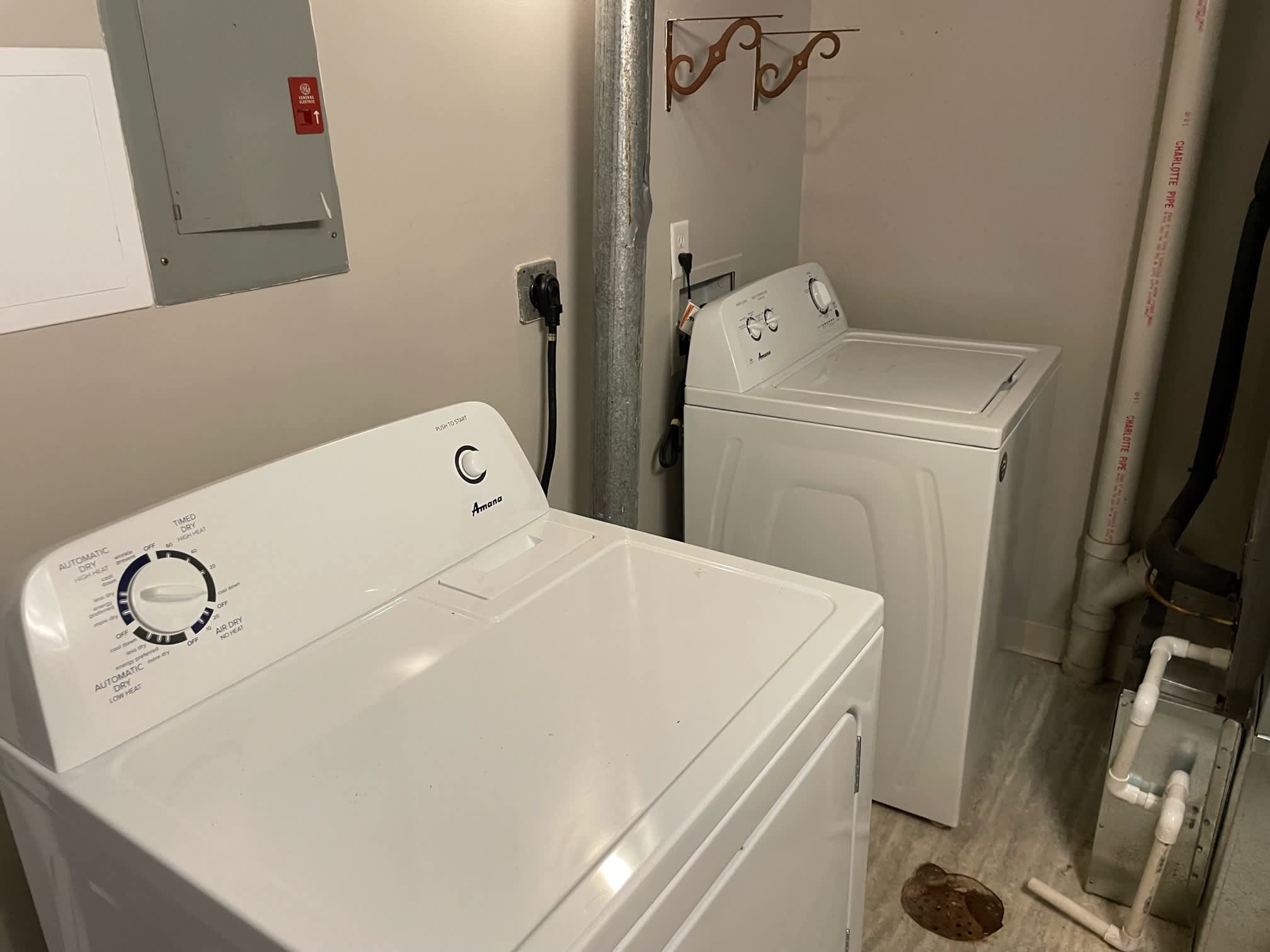 505 East Graham Place 1 – photo 2