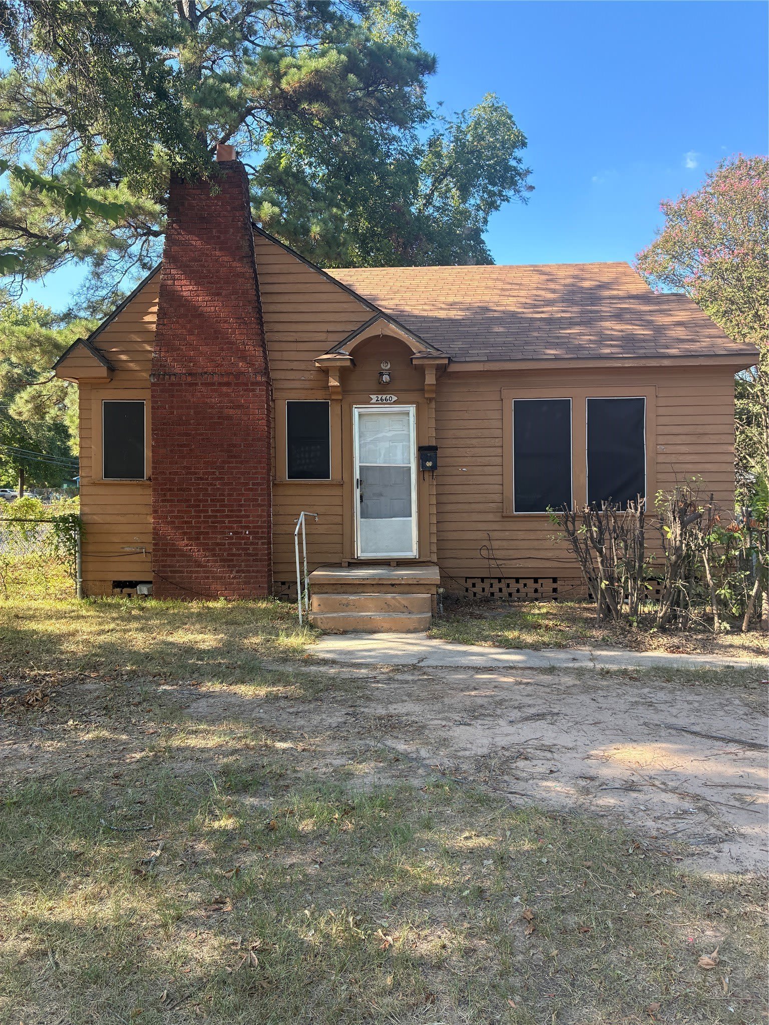 2660 Vivian Street – photo 2
