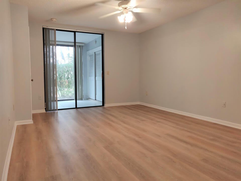 5139 Europa Drive – photo 5