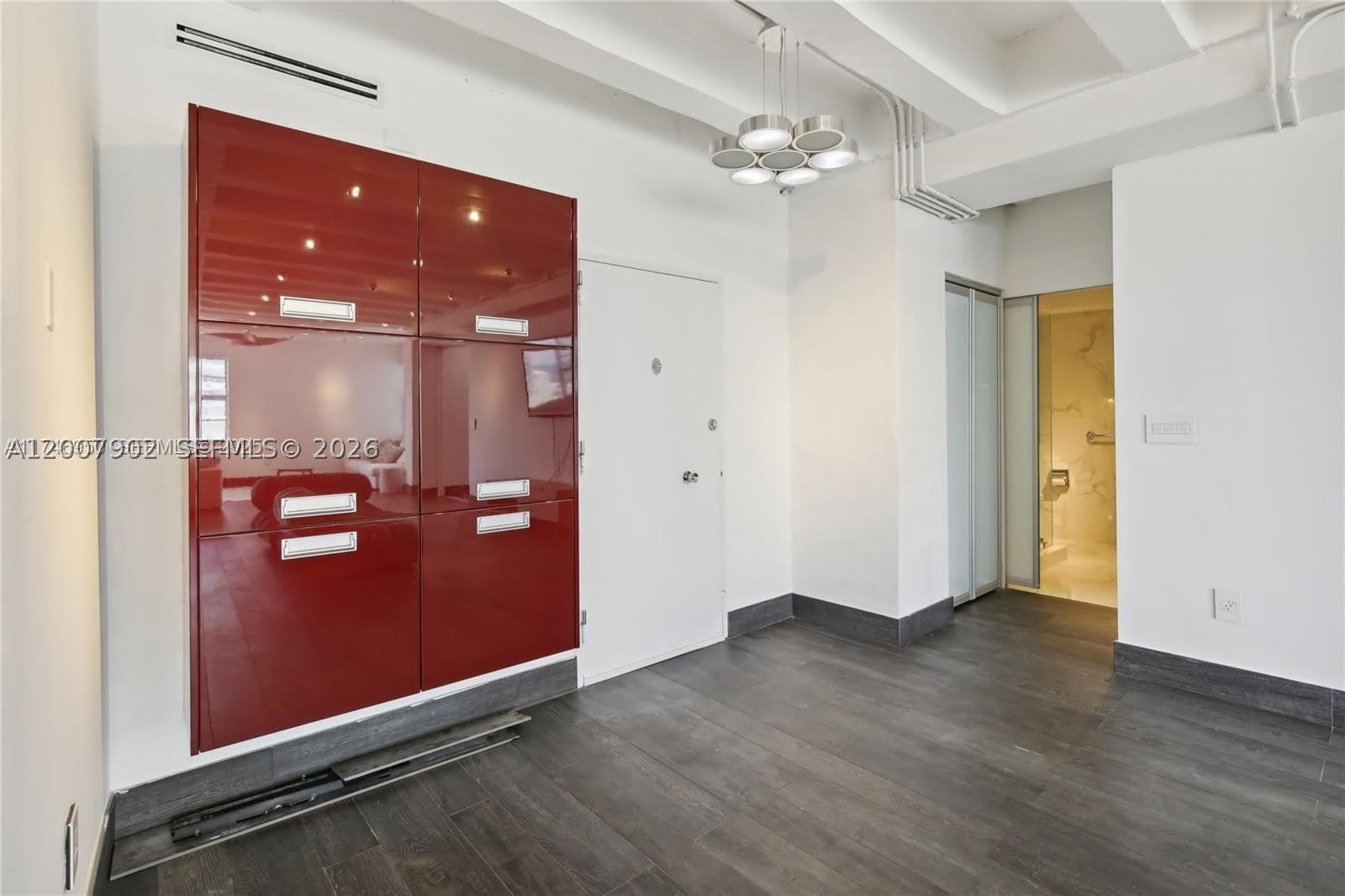5255 Collins Ave – photo 5