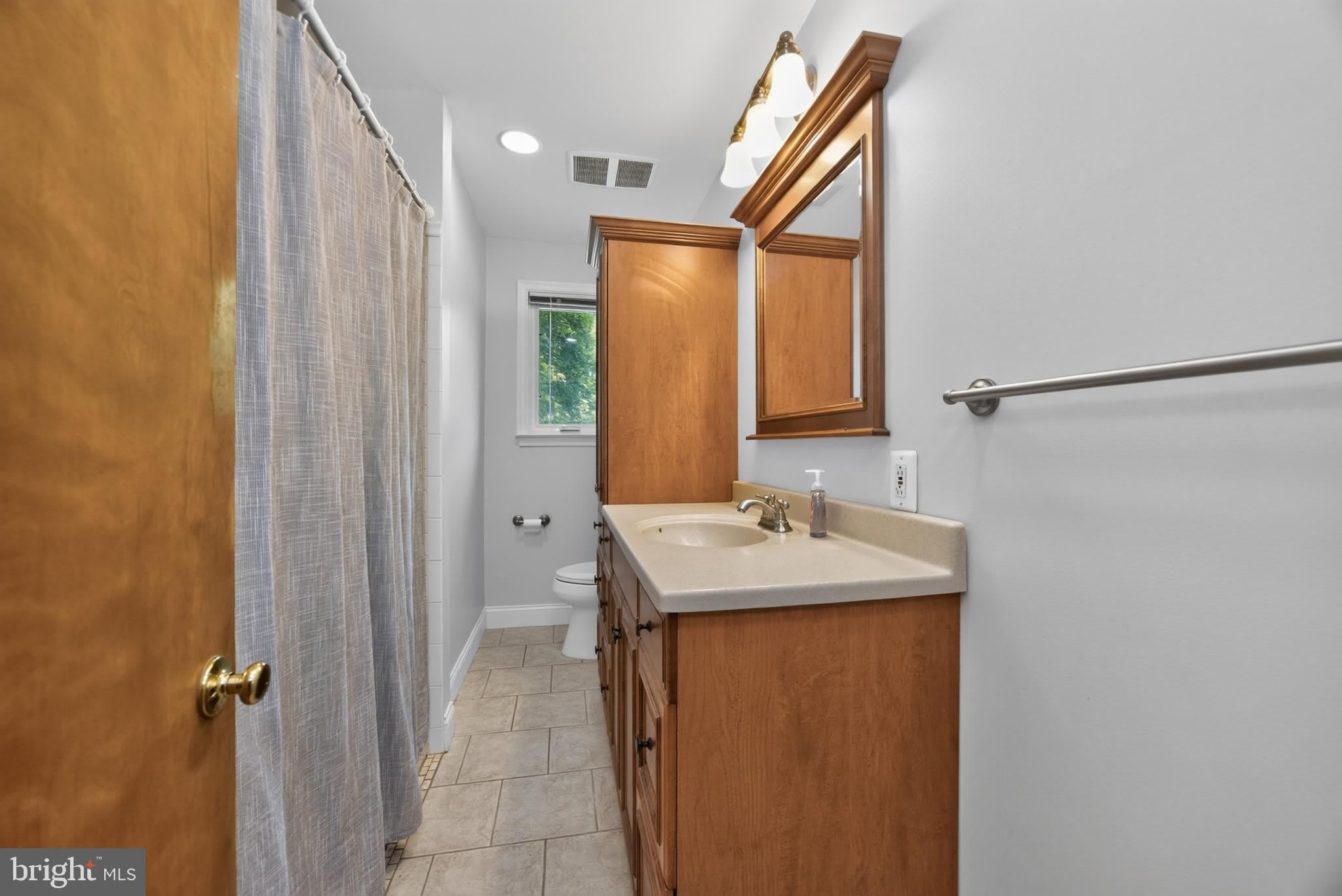 527 Oriole Drive – photo 4