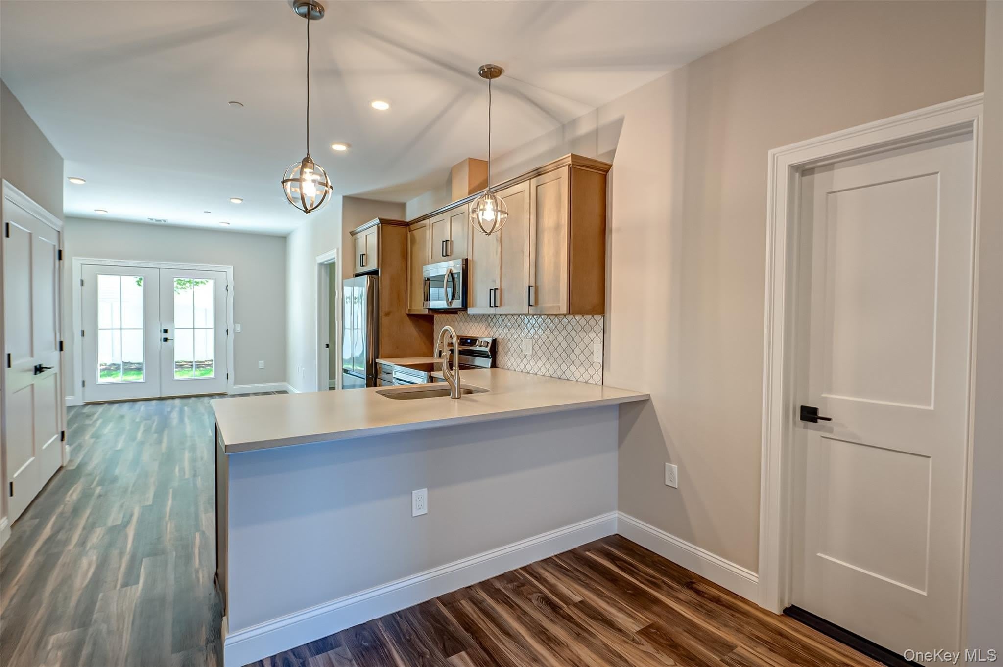 1 Conklin Street – photo 5