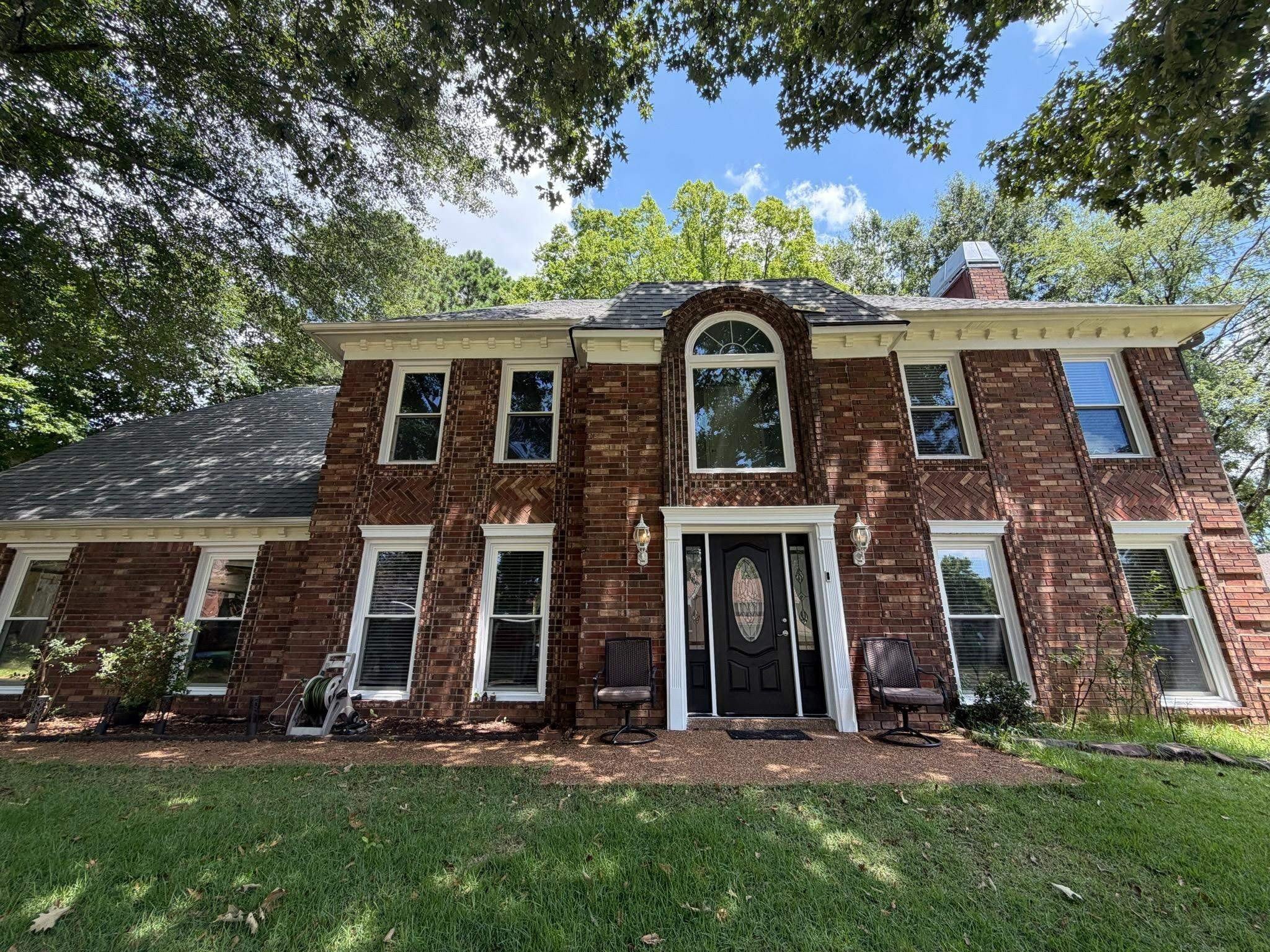 2910 FOSTER DALE Cv – photo 2