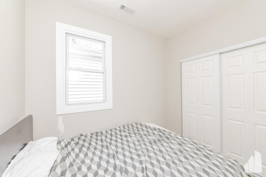 2923 N Avers – photo 2