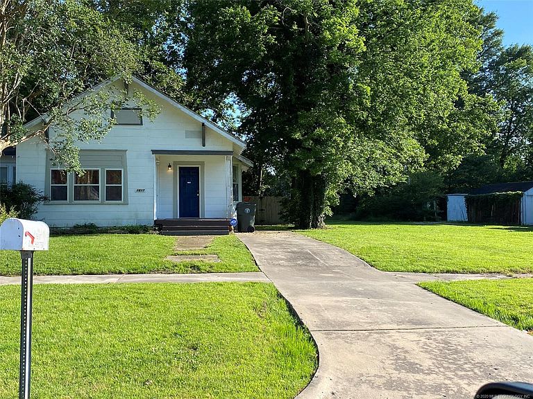 1617 Dorchester Avenue – photo 2