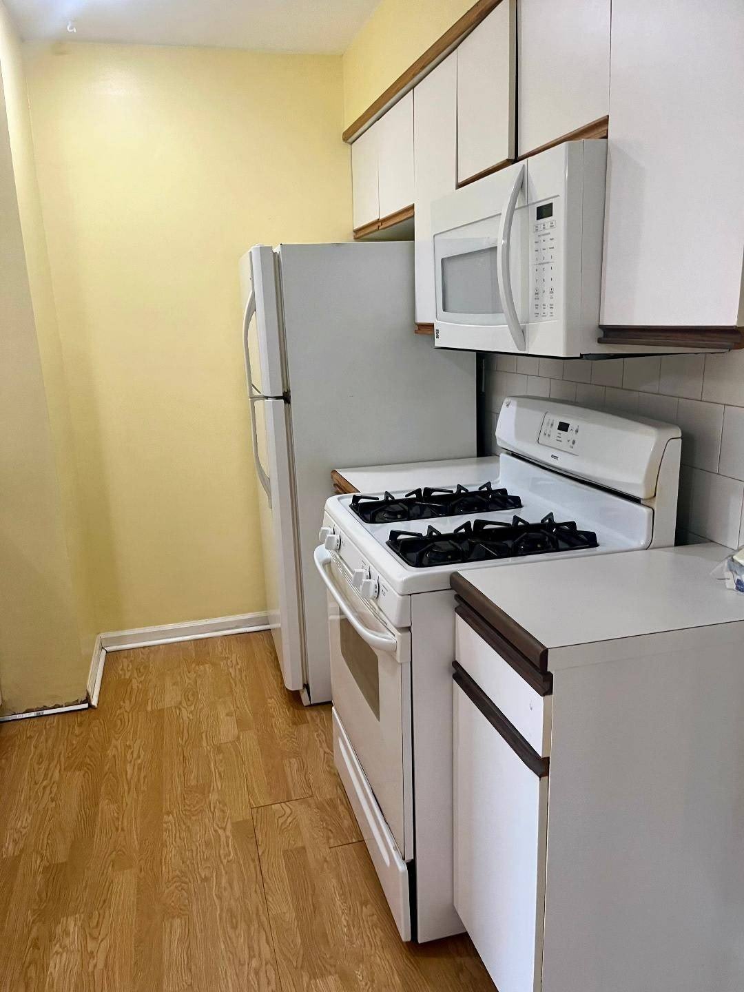 1292 Rockland Ave – photo 2