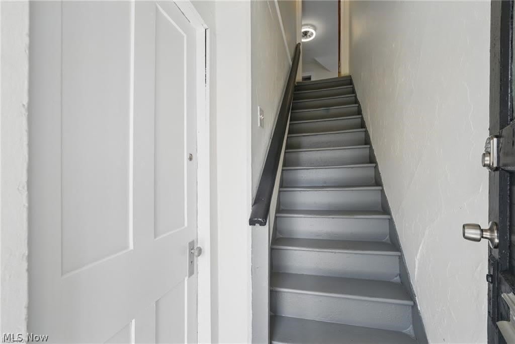 2471 Tremont Avenue – photo 3
