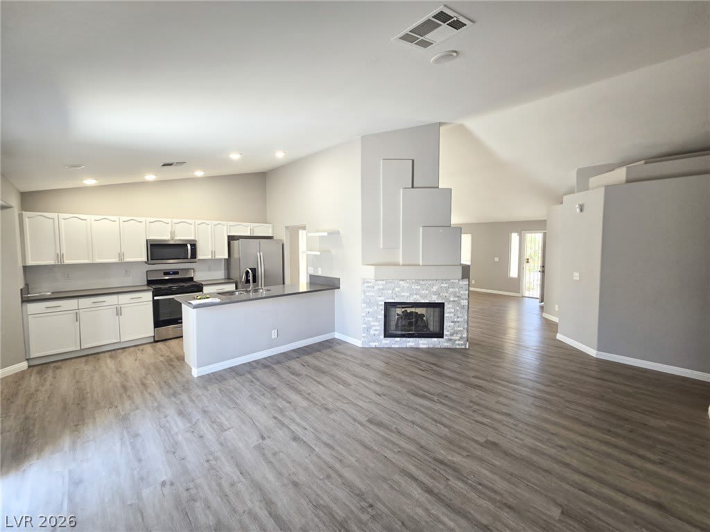 6230 Alkaid Avenue – photo 4