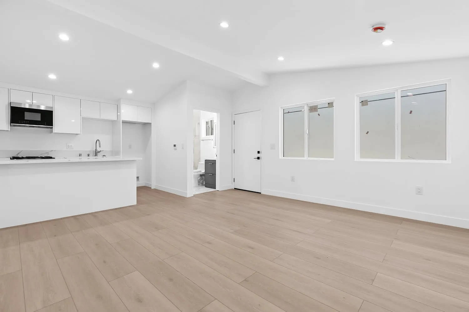 10943 Christine Way – photo 4
