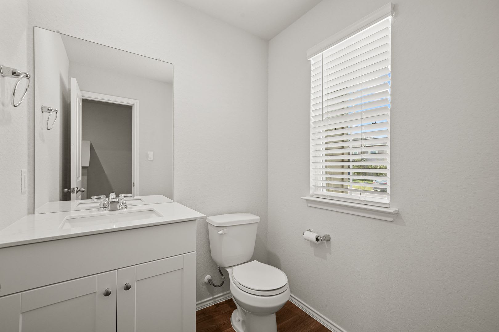 Modern 2023 Home In Riverstone At Westpointe Near Lackland Afb – photo 5