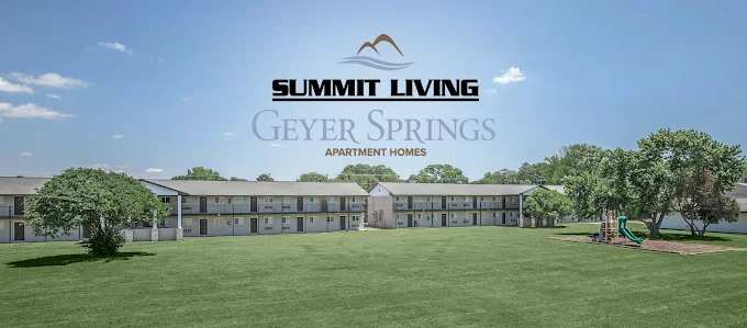 Summit at Geyer Springs Apartments – photo 1