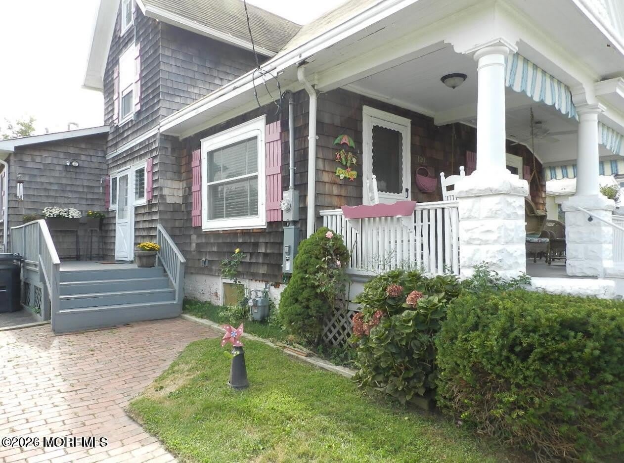 100 Columbia Avenue – photo 2