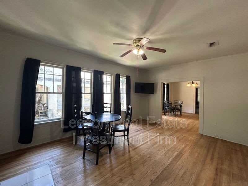 142 E Jordan Street – photo 3