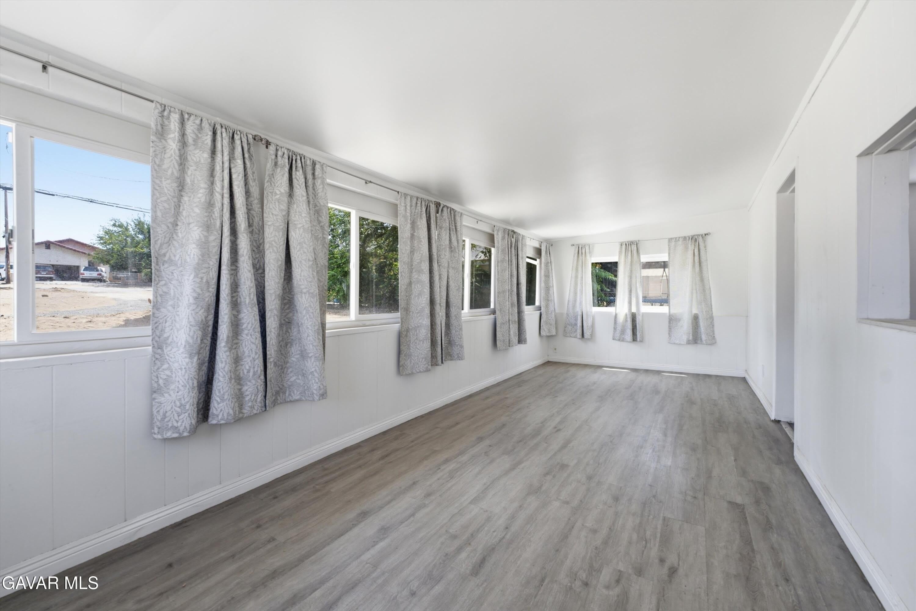 4851 W Avenue M8 – photo 4