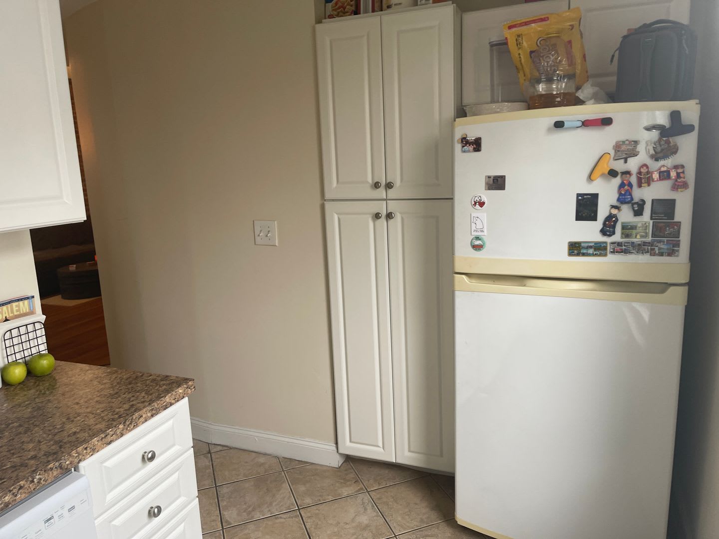 Stunning 2 Bed Free Month No Fee Exposed Brick Central Aac Porch Super Sunny Awesome Layout 12 1 Ot 10 1 2026 – photo 4