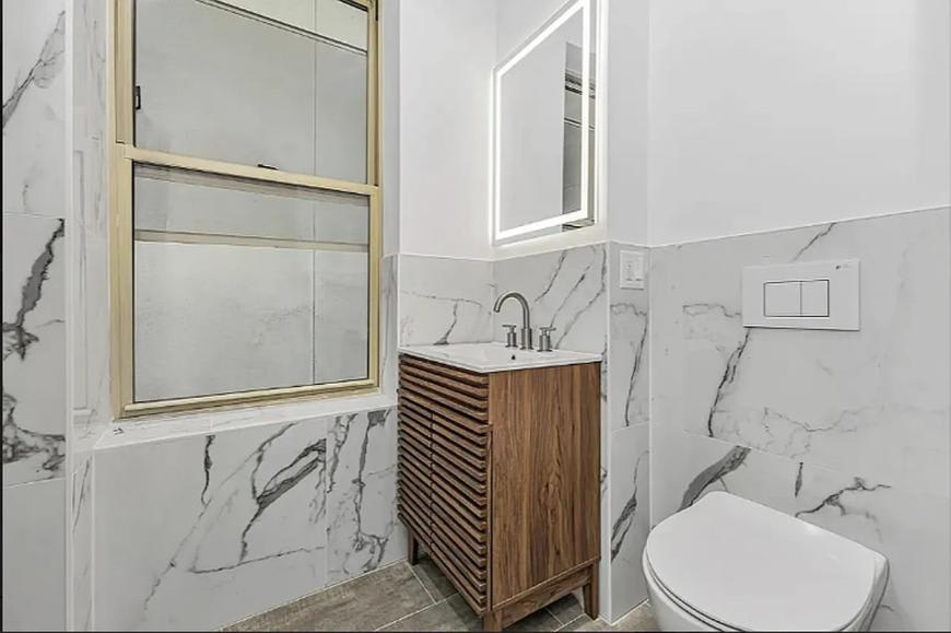 246 East 53rd Street – photo 5