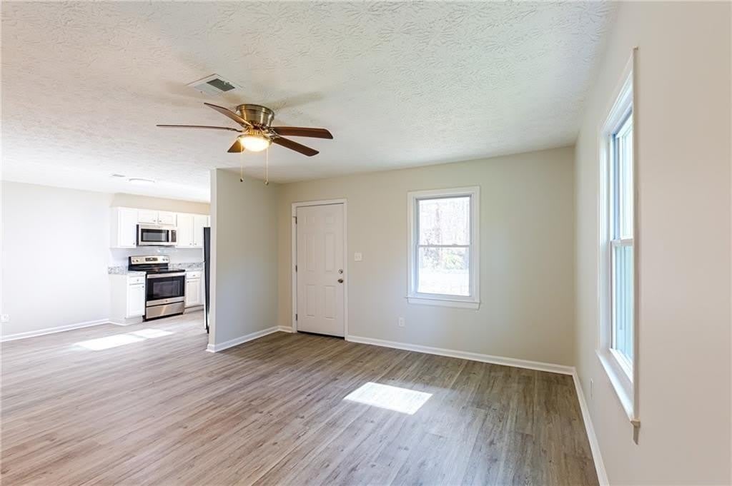 4283 E Paulding Drive – photo 2