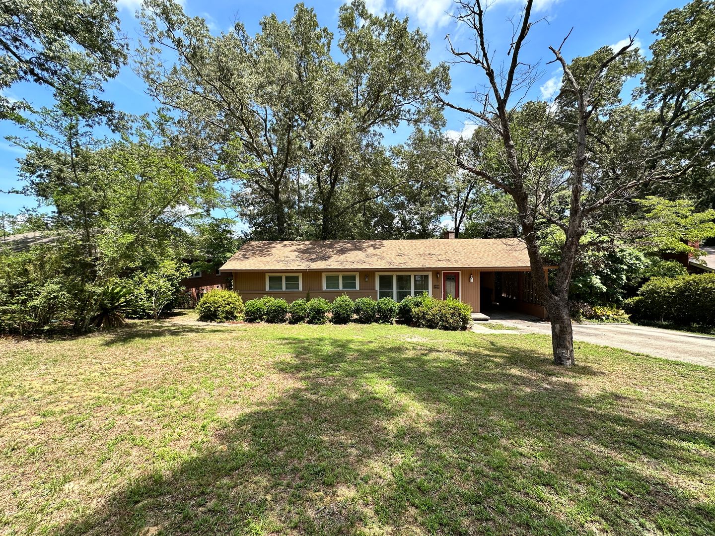 Exclusively Offered By Muse Realty, LLC – photo 1