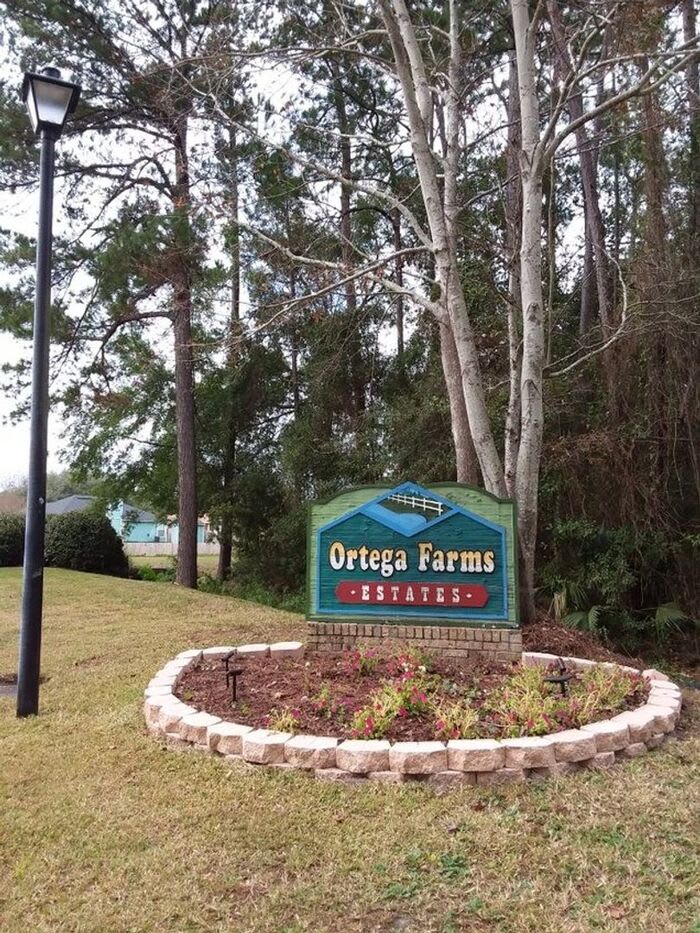 5050 Acre Estates Drive West – photo 3