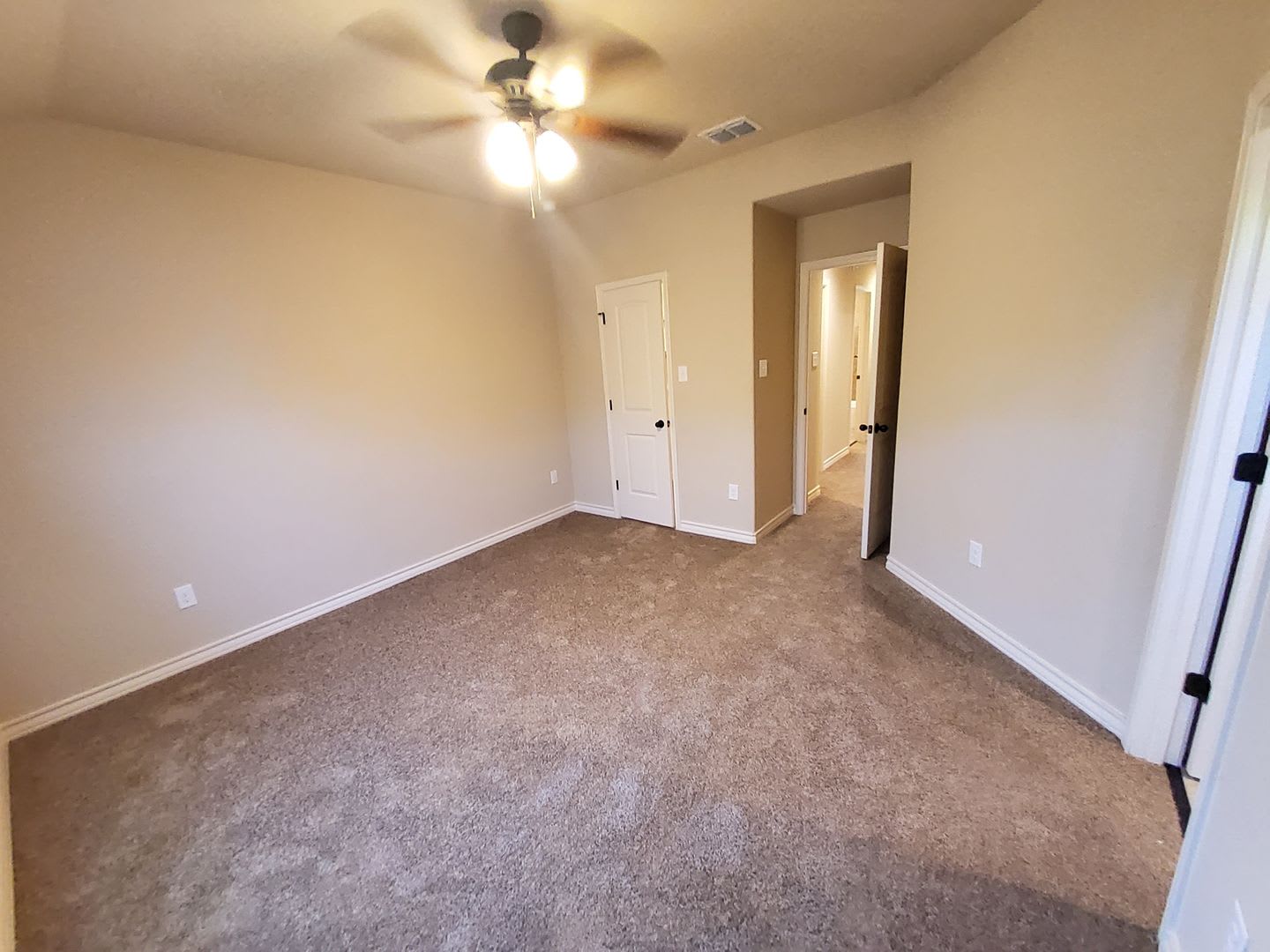 6326 Luglio Lane #102, San Antonio, TX. 78233 – photo 3