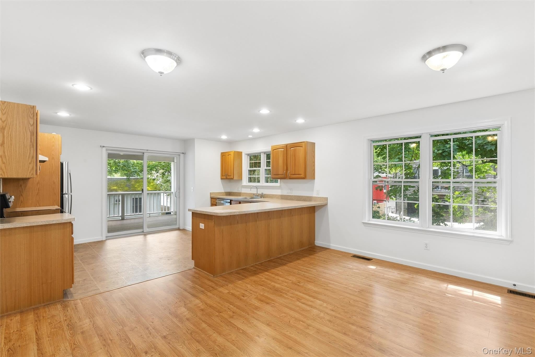 415 1st Street – photo 5