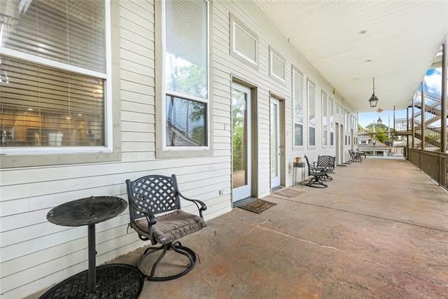 8416 Oak Street – photo 1