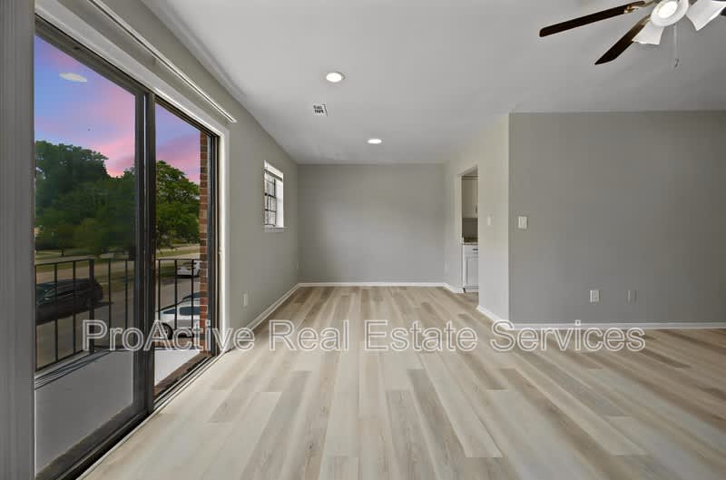 1458 Gabriel Dr – photo 1
