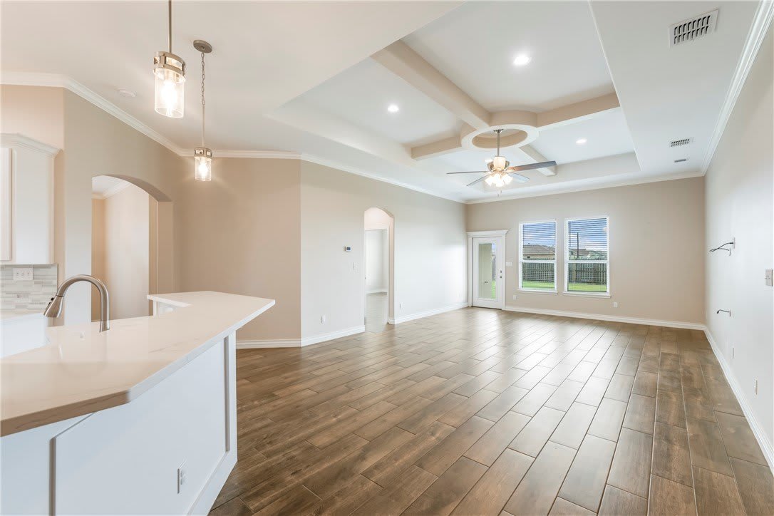7730 Sophia Drive – photo 5