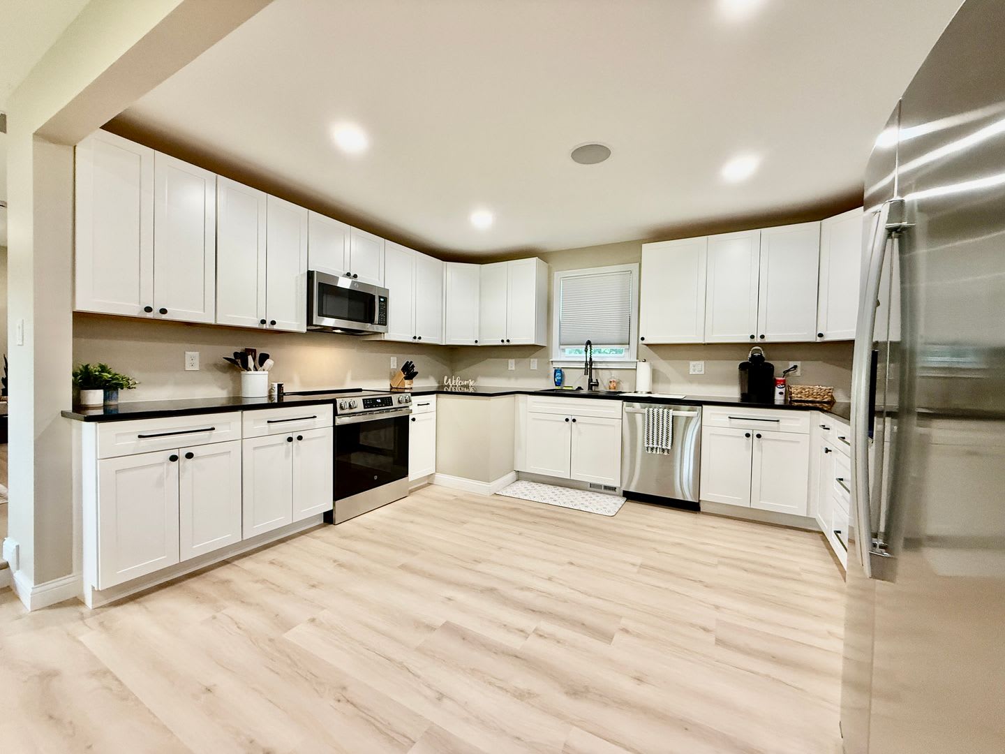 Brand new remodeled home in Monroe! – photo 2