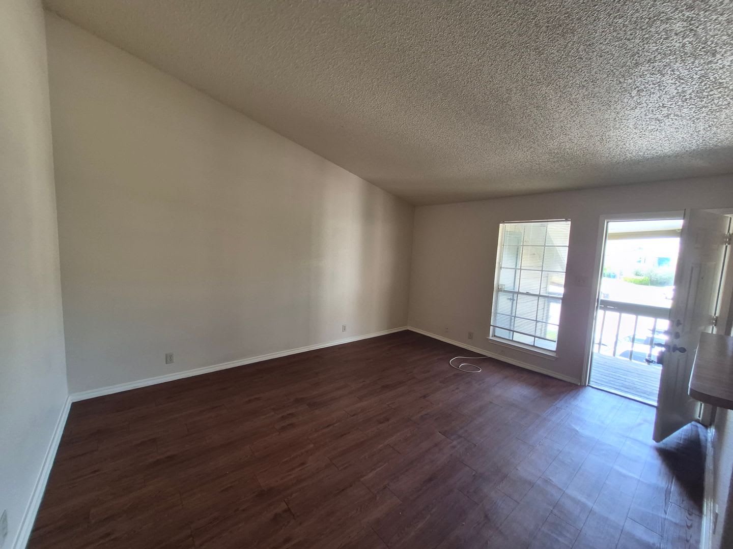 5201 Meadow Field 3 San Antonio Tx 78250 – photo 4