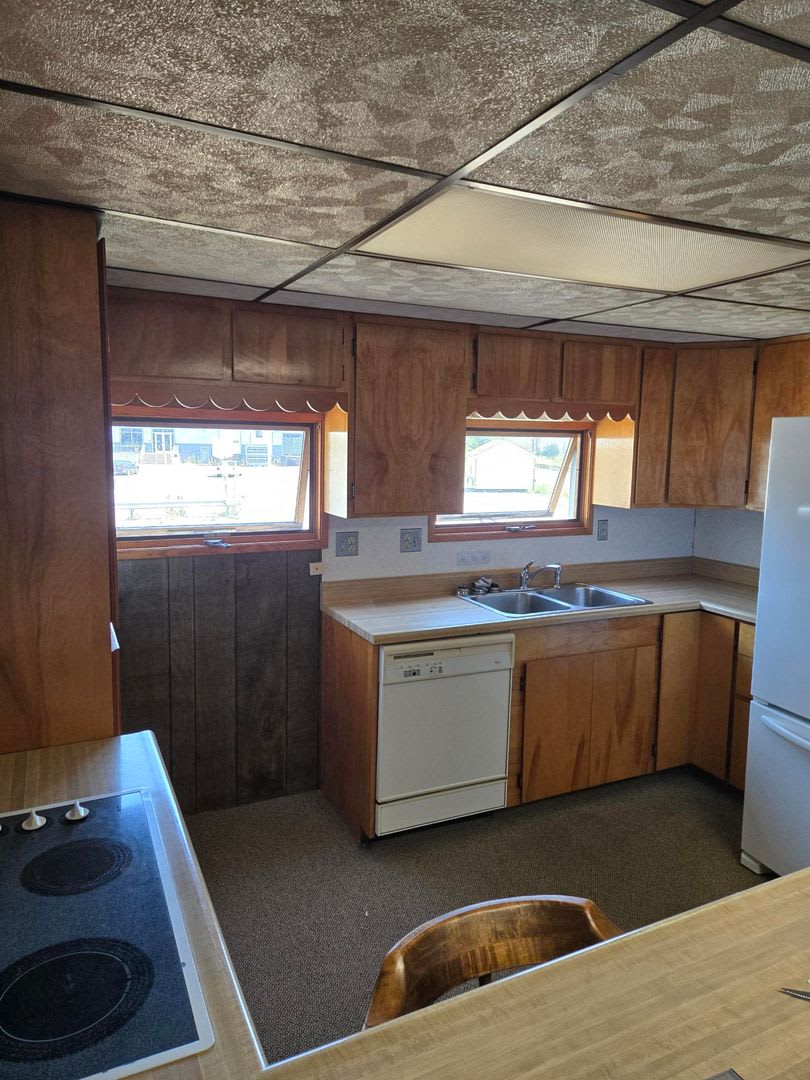 Home in Oldtown 3 Bedroom, 1 Bathroom – photo 3