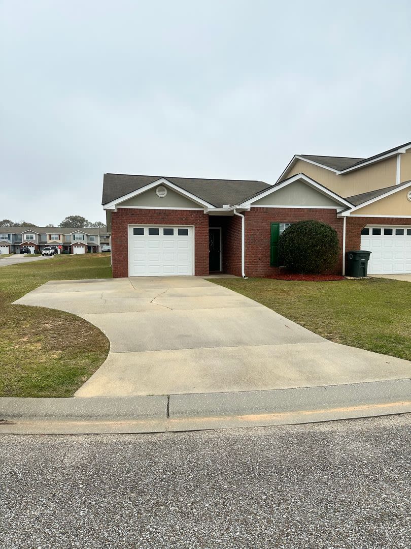 203 Camden Drive – photo 2