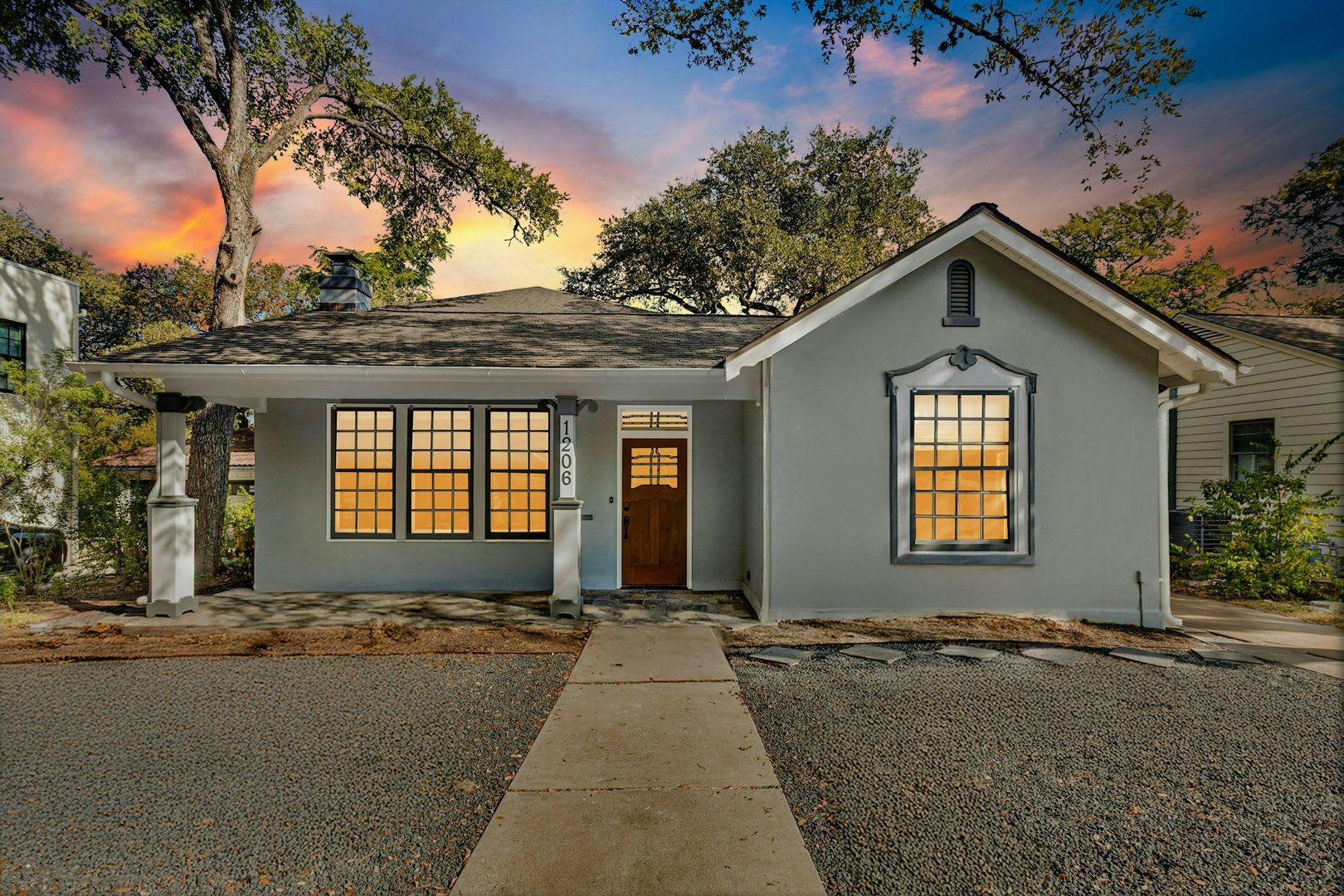 1206 W 22 1/2 St – photo 1