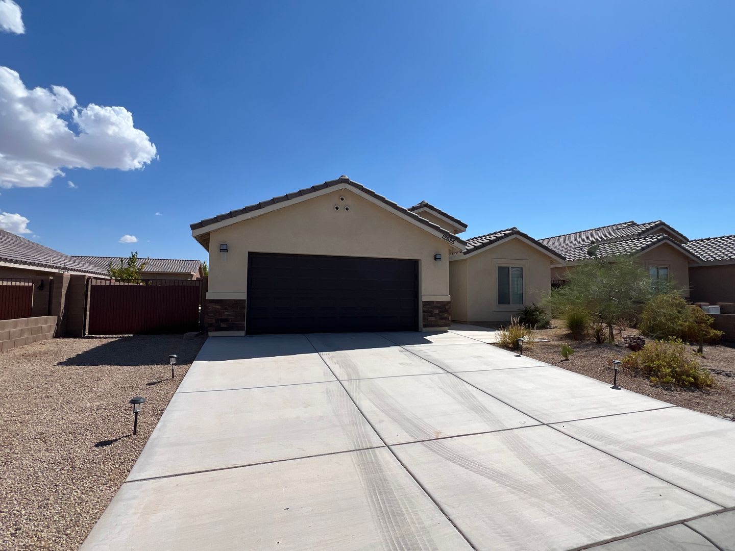 POOL & SPA HOME IN THE FOOTHILLS! – photo 2