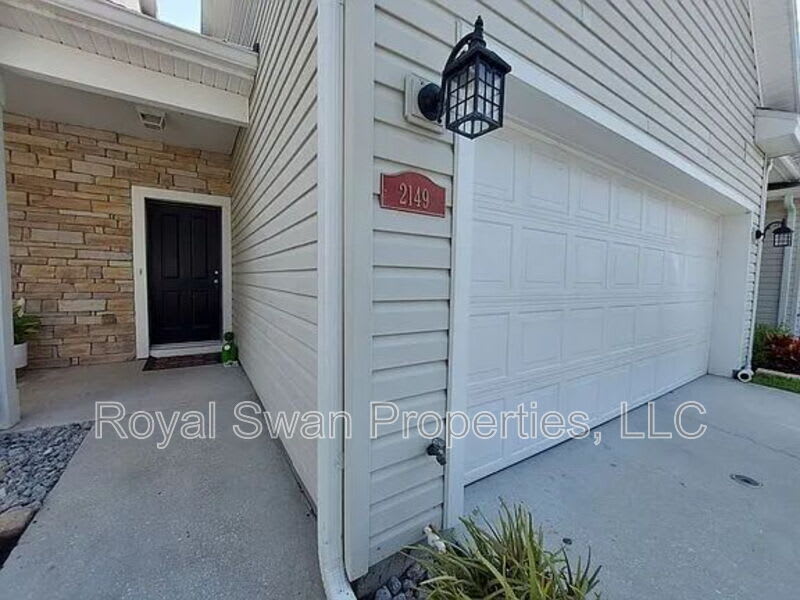 2149 Winterset Drive – photo 4