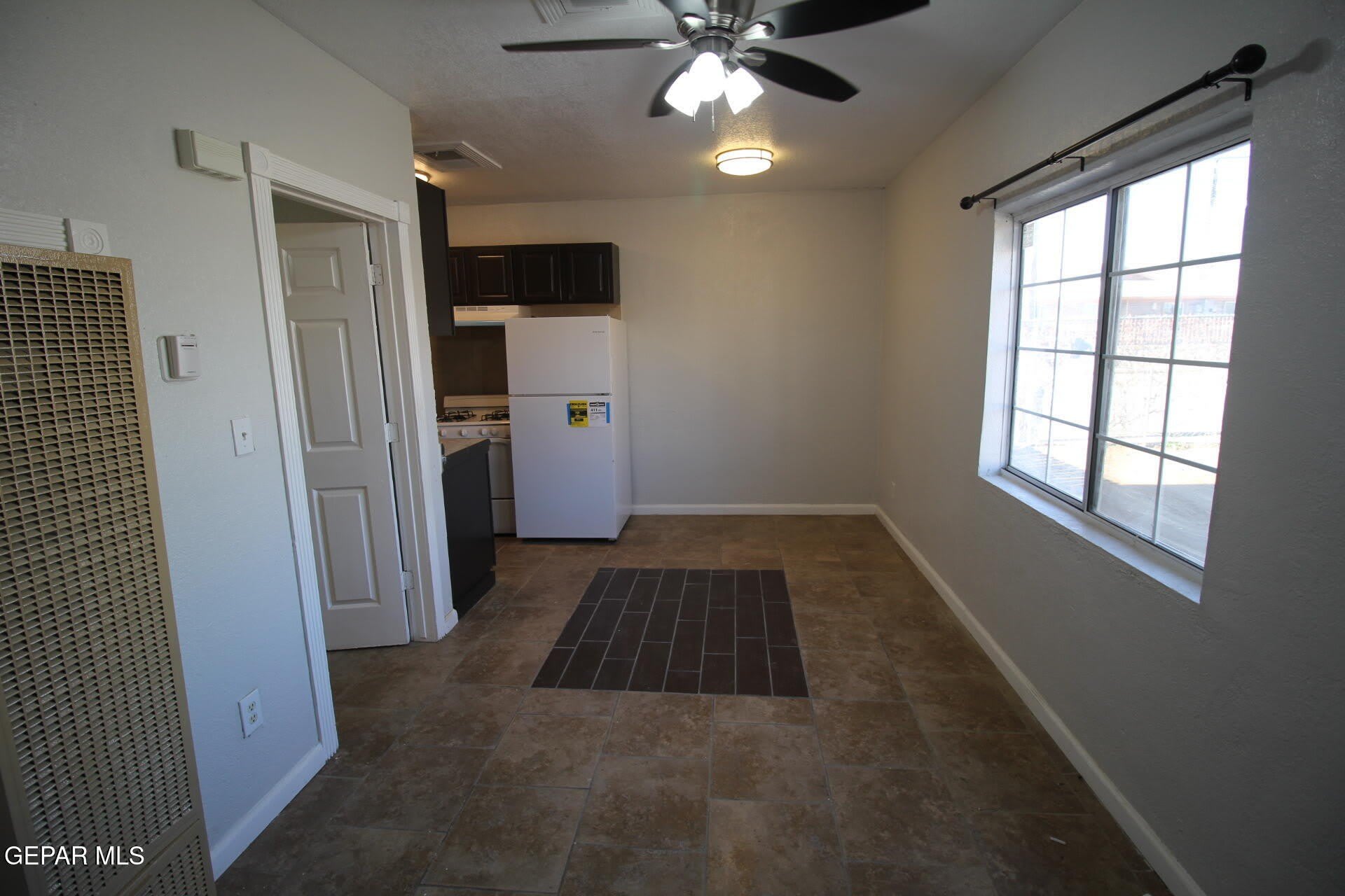 8903 OLD COUNTY Road – photo 2
